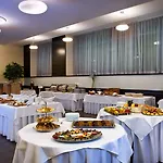 タトラ ホテル 4*
