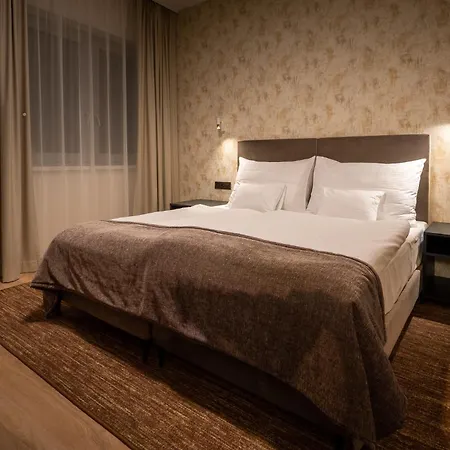タトラ 4*