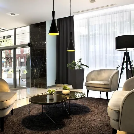 Tatra Hotel 4*